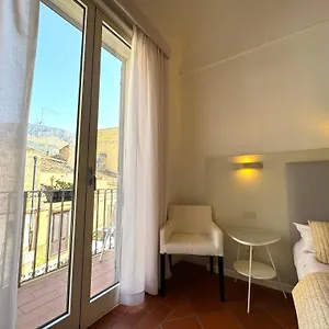 Antichi Colori 3*, Cinisi Italia